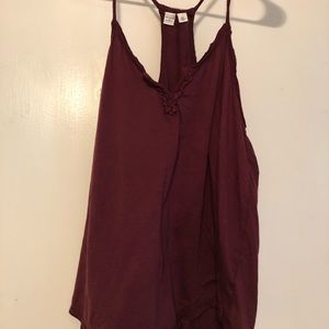 Maroon tank